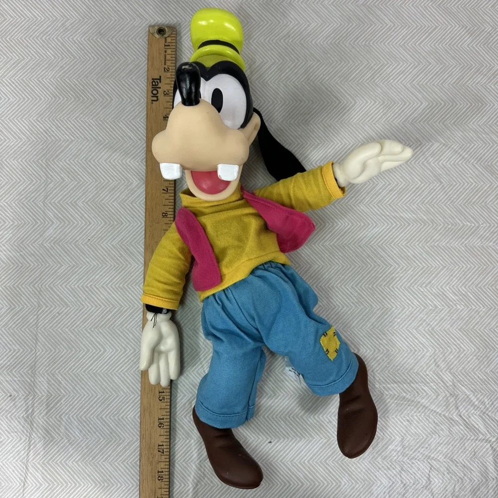 Vintage 1990s Disney Goofy Mouseketoys Vinyl‎ Head Hand Doll Toy 16